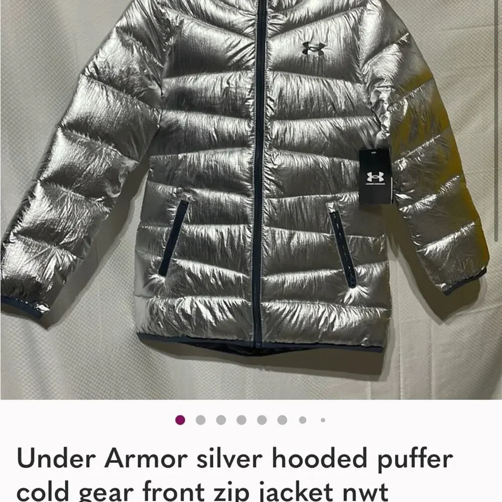 SMALL Under Armour Metallic Silver Puffer Jacket